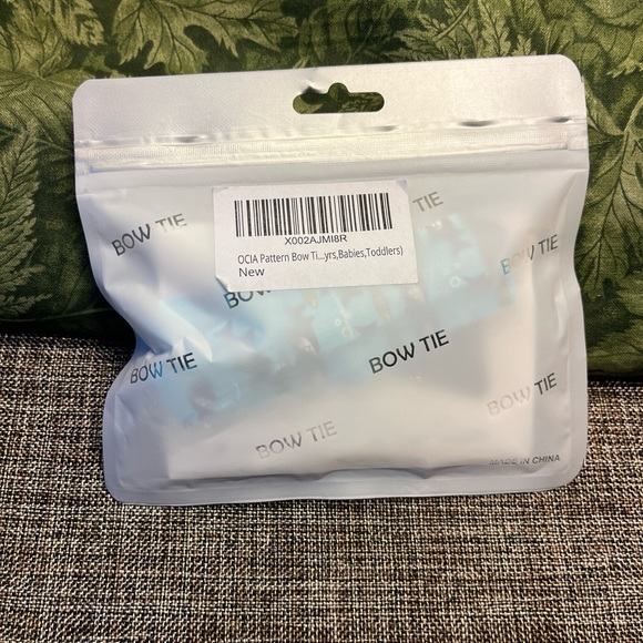 77-PTT New Never Used  OCIA Handmade Toddlers Blue Sharks Bow Tie High Quality - Picture 7 of 7